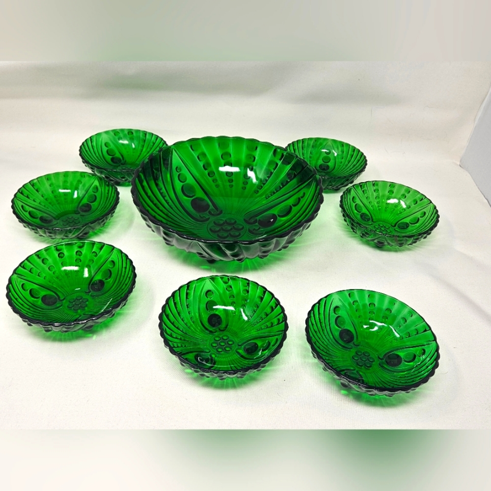 ANCHOR HOCKING Oyster & Pearl emerald salad set vintage 1950's